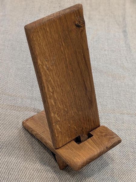 Red Oak Wooden Phone Stand with Charging Hole, Handmade Desk Phone Holder, Oak Cell Phone Dock, Stocking Stuffer for Men, Christmas Gift