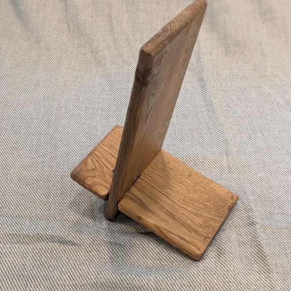 Red Oak Wooden Phone Stand with Charging Hole, Handmade Desk Phone Holder, Oak Cell Phone Dock, Stocking Stuffer for Men, Christmas Gift – photo 9