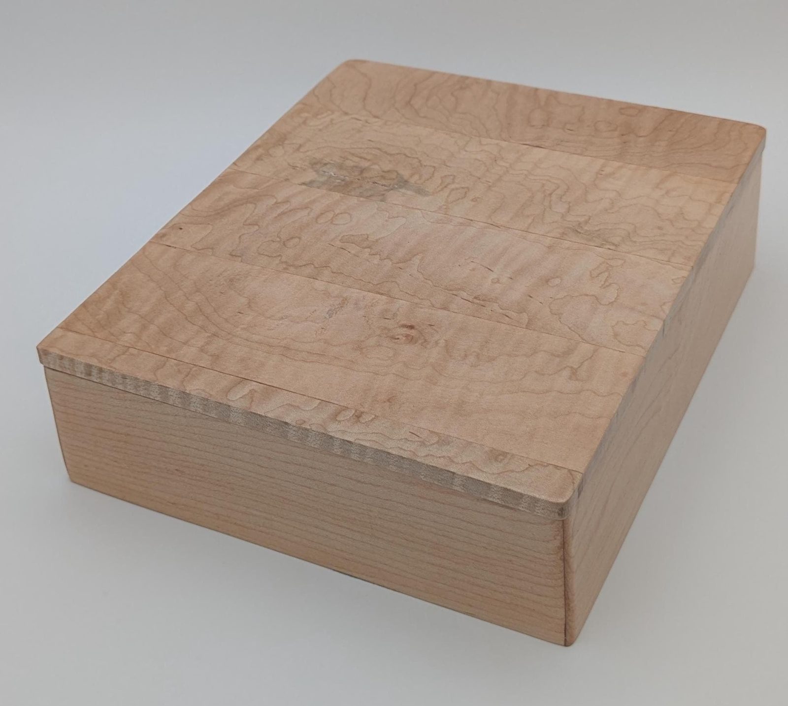 Curly Maple Wooden Keepsake Box with Hinged Lid, Handmade Light Wood Jewelry Box, Brass Hinges, Memory Box, Christmas Gift for Her
