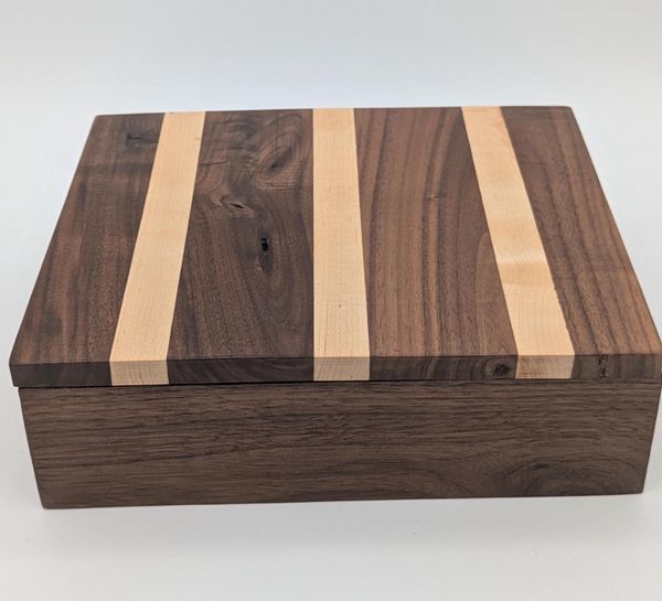 Walnut and Maple Wooden Keepsake Box with Hinged Lid, Handmade Jewelry Box, Brass Hinges, Watch Box for Men, Anniversary or Christmas Gift – photo 3