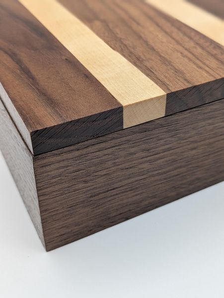 Walnut and Maple Wooden Keepsake Box with Hinged Lid, Handmade Jewelry Box, Brass Hinges, Watch Box for Men, Anniversary or Christmas Gift – photo 11